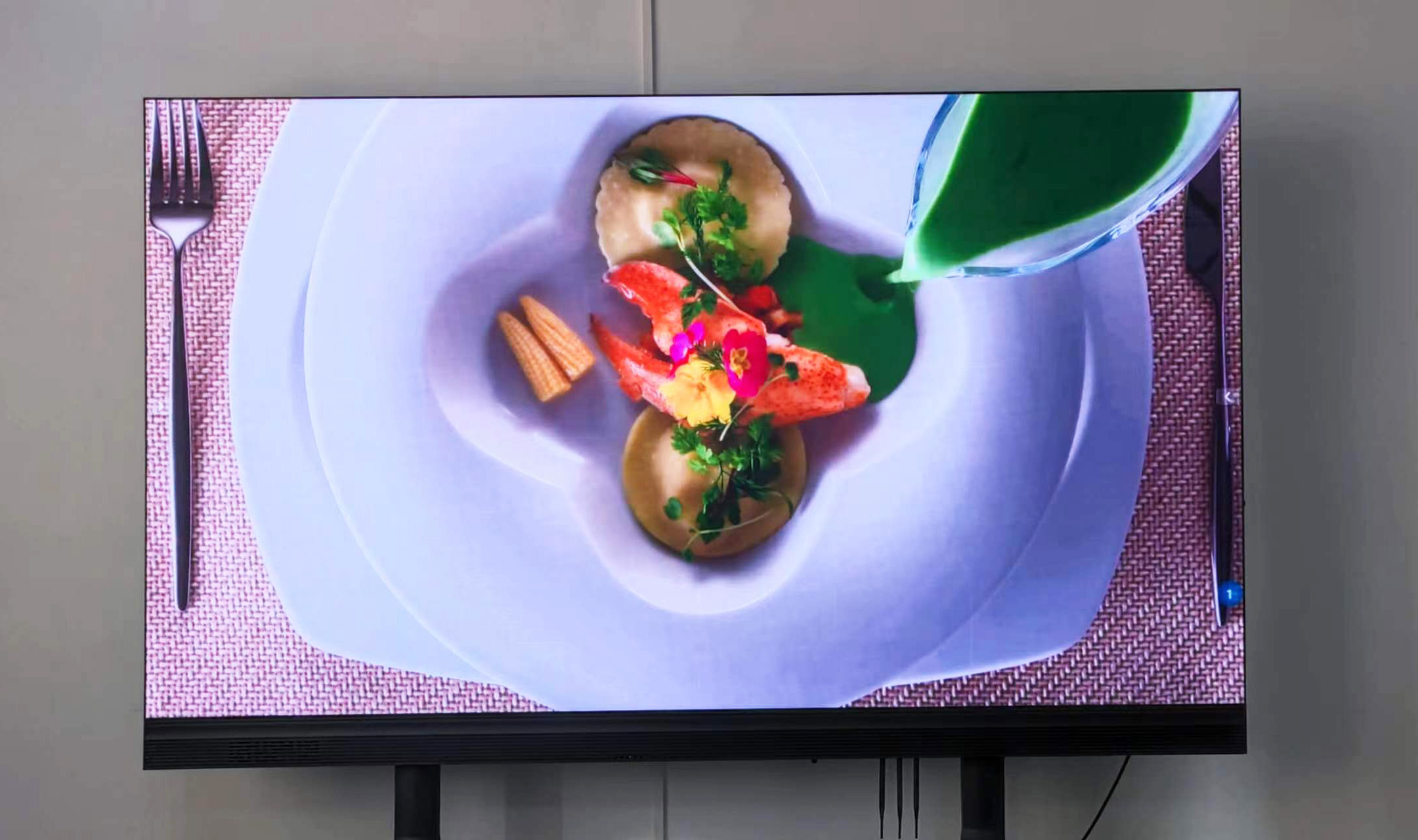 P1.53 147" All-in-one led display