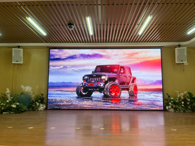P2.5 indoor high brightness advertising led display for school